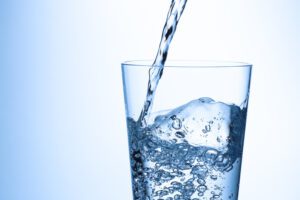 Drinking water boosts fat metabolism and curbs appetite during weight loss in Woodstock GA